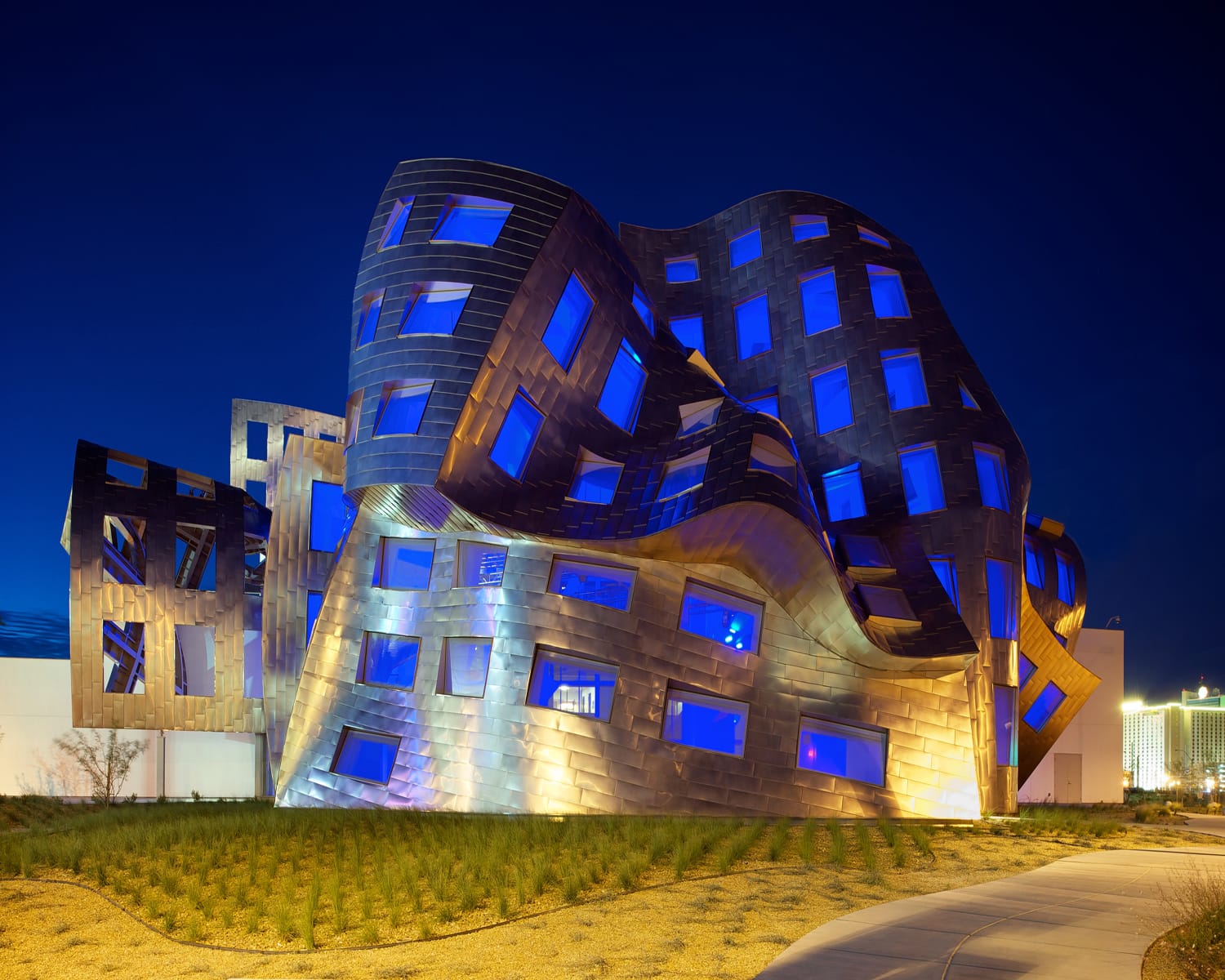 Lou Ruvo Center for Brain Health у Лас-Вегасі: Місце Де Медична Наука Зустрічається з Архітектурною Майстерністю